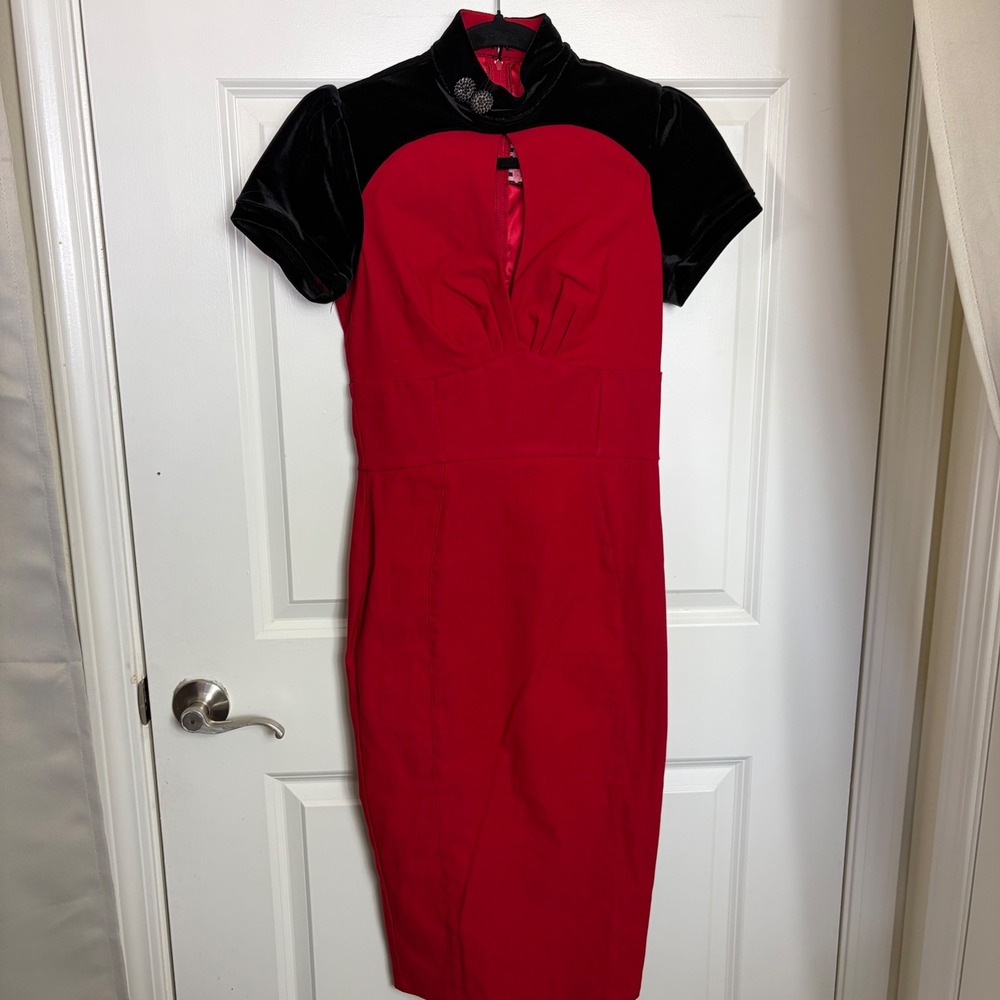 Pinup Couture Red Black Velvet Mock Neck Keyhole Wiggle Dress Small Made in USA